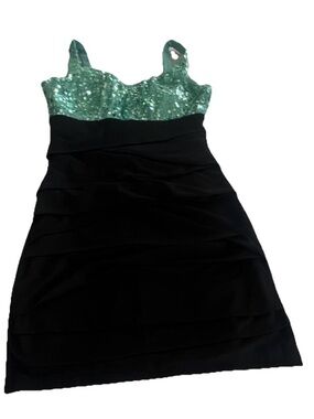 Emerald Sundae Black/Green Sequin Strappy Ruched Bodycon Mini Dress Medium Size